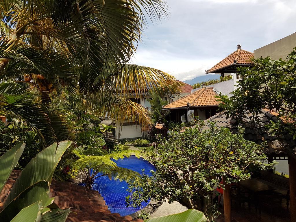 Jos & Hanny Homestay Batu  Bagian luar foto